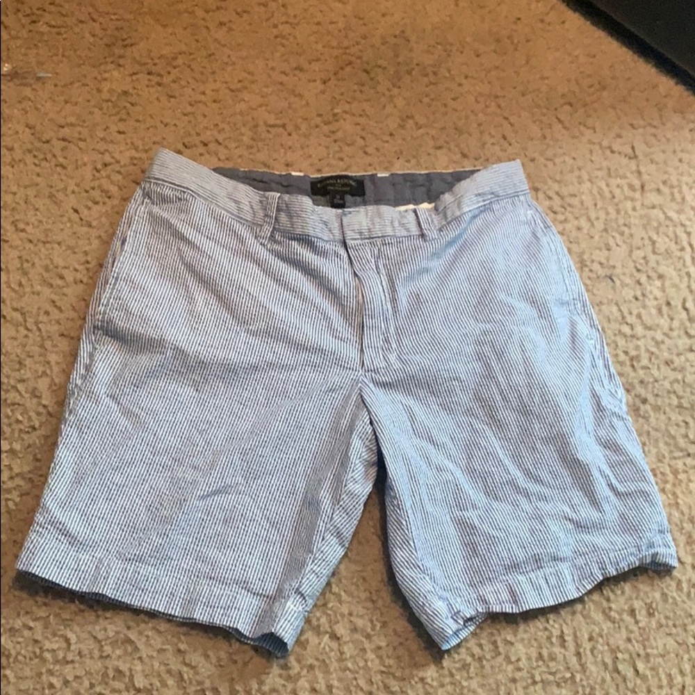blue and white stripped banana republic shorts